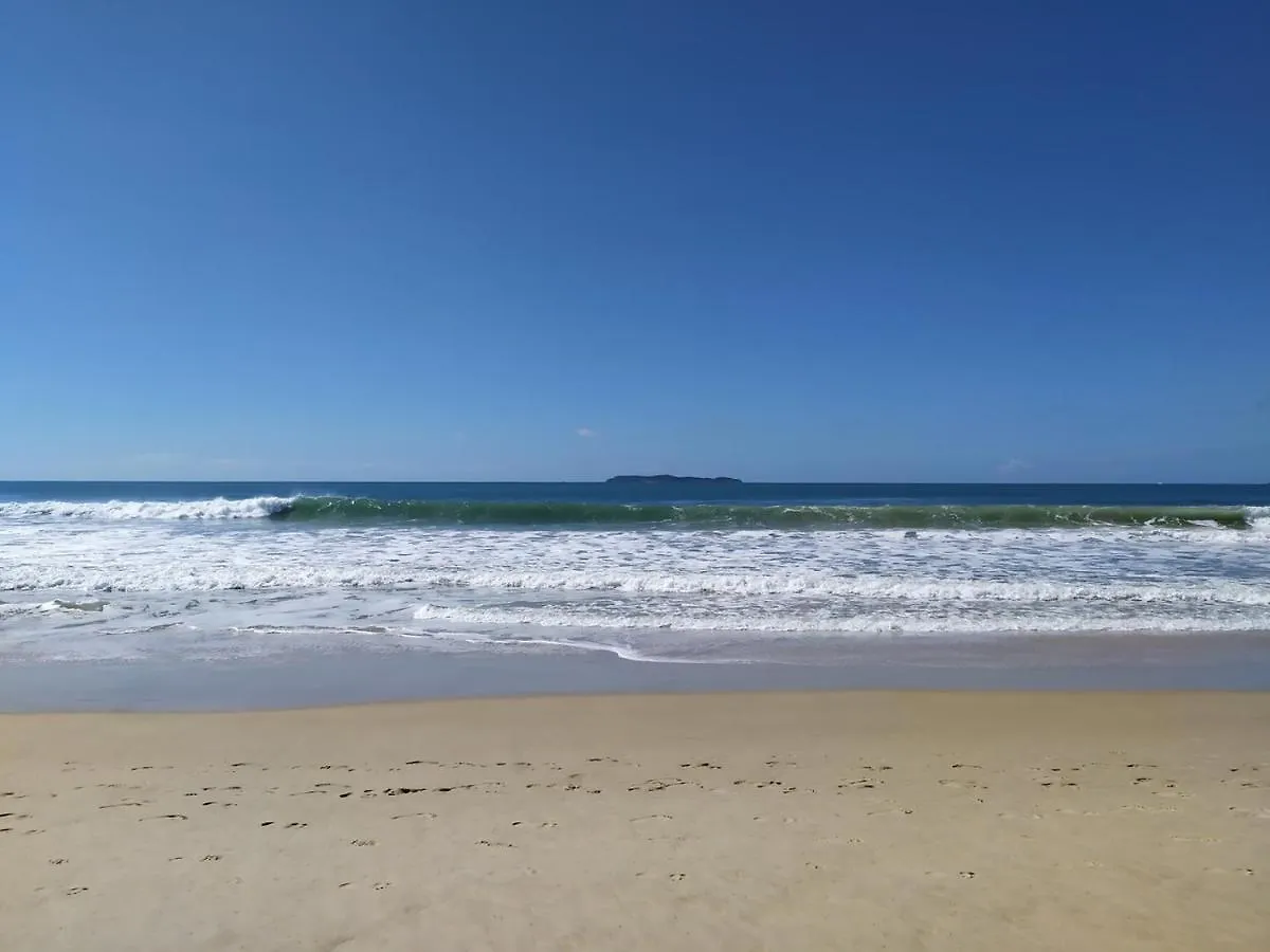 Pousada Pedras Do Mariscal Бомбиньяс Мини-отель